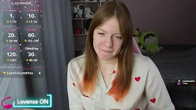 CassieJuice69 online show from February 16, 2025, 9:49 pm