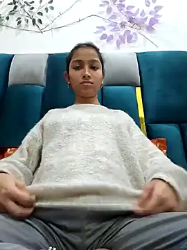 Snapshot of Aleena_Rai chatting on February 4, 2025, 7:55 pm Aleena Rai online show from February 4, 2025, 7:55 pm