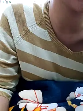 Snapshot of Aleena_Rai chatting on December 23, 2024, 6:15 pm Aleena Rai online show from December 23, 2024, 6:15 pm