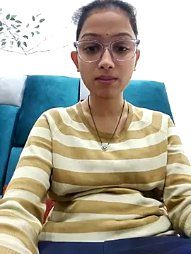 Snapshot of Aleena_Rai chatting on February 19, 2025, 7:05 pm Aleena Rai online show from February 19, 2025, 7:05 pm