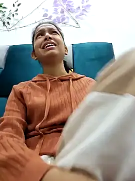 Snapshot of Aleena_Rai chatting on December 15, 2024, 3:31 pm Aleena Rai online show from December 15, 2024, 3:31 pm