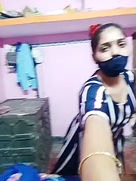 Snapshot of Cute-Simmi chatting on January 6, 2025, 10:05 pm Cute-Simmi online show from January 6, 2025, 10:05 pm