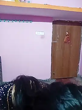 Snapshot of Cute-Simmi chatting on January 11, 2025, 11:34 am Cute-Simmi online show from January 11, 2025, 11:34 am