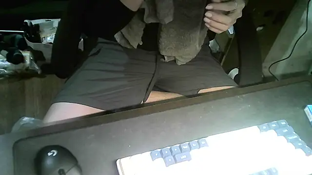 Snapshot of Ryan67533 chatting on December 6, 2024, 11:27 am Ryan67533 online show from December 6, 2024, 11:27 am