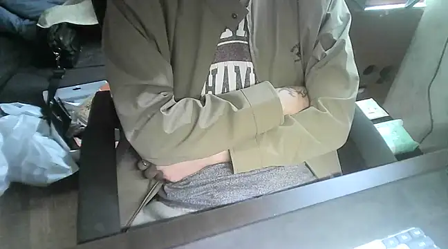 Snapshot of Ryan67533 chatting on March 23, 2025, 4:38 am Ryan67533 online show from March 23, 2025, 4:38 am