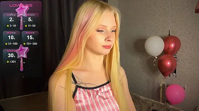 Snapshot of lisa_barbie chatting on December 14, 2024, 2:31 pm lisa barbie online show from December 14, 2024, 2:31 pm