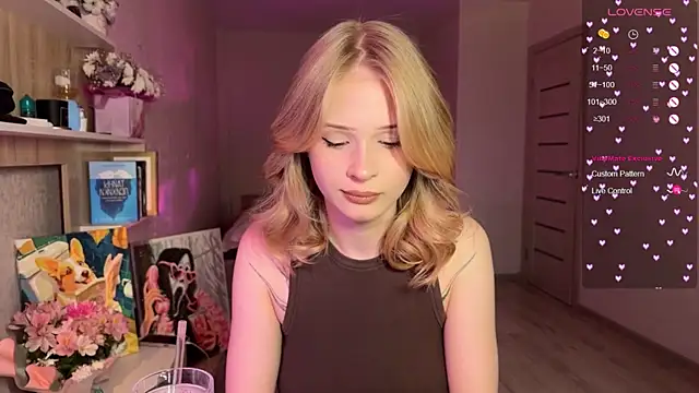 lisa barbie online show from November 30, 2025, 11:11 am