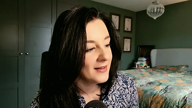 flatwhite0 online show from February 20, 2026, 10:06 am