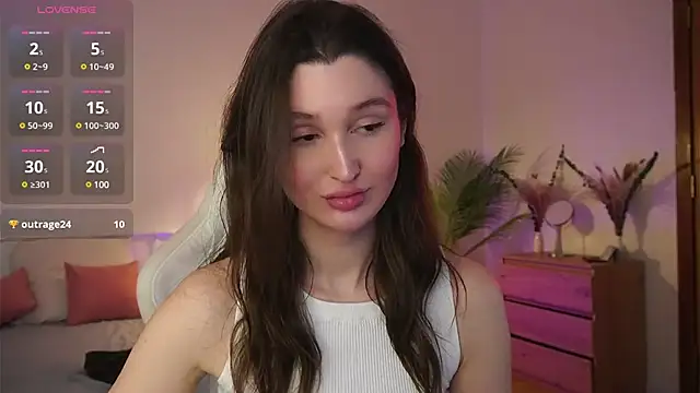 Snapshot of tender_babyy chatting on March 13, 2025, 10:47 am tender babyy online show from March 13, 2025, 10:47 am