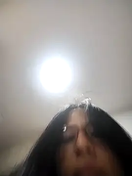 MirandaSingle online show from May 10, 2026, 12:58 am