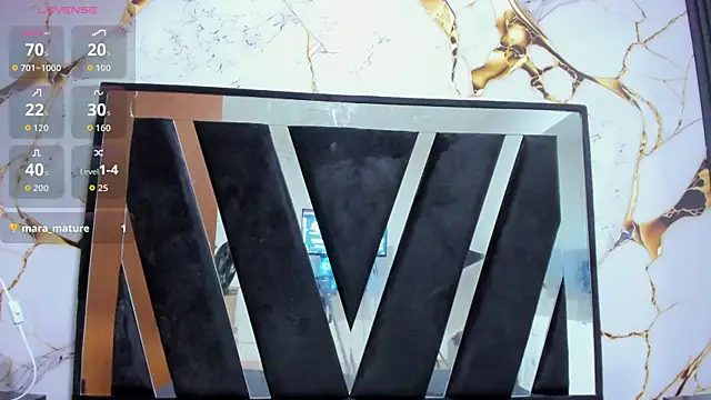 KarinaSimonz online show from January 5, 2026, 8:12 pm