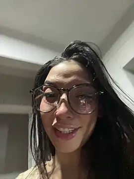 Snapshot of _Chartlotte chatting on October 4, 2025, 2:13 am Chartlotte online show from October 4, 2025, 2:13 am