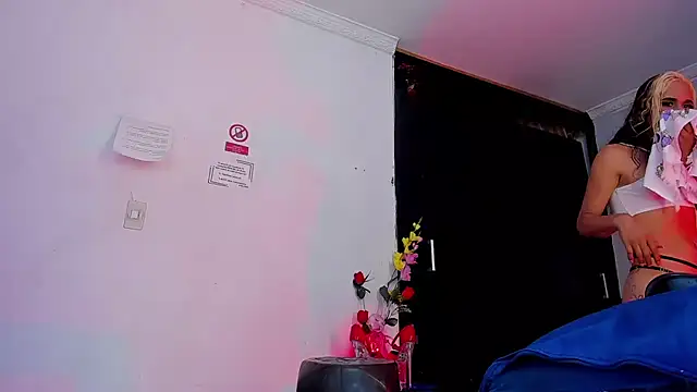 Snapshot of Eyleen_Santos chatting on March 25, 2026, 8:08 pm Eyleen Santos online show from March 25, 2026, 8:08 pm