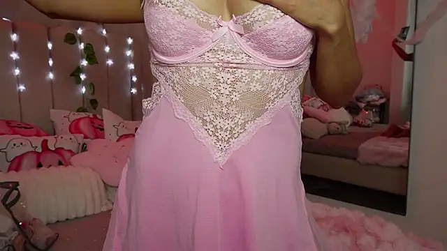 tammylee  online show from October 23, 2025, 7:51 am