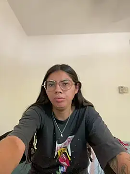 Argentiiniita online show from February 2, 2025, 9:34 pm