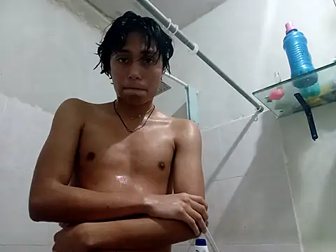 Snapshot of ruygw chatting on February 25, 2025, 12:14 am ruygw online show from February 25, 2025, 12:14 am