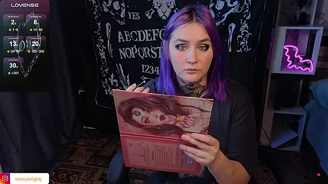 Emmybrightj  online show from September 15, 2025, 5:52 am