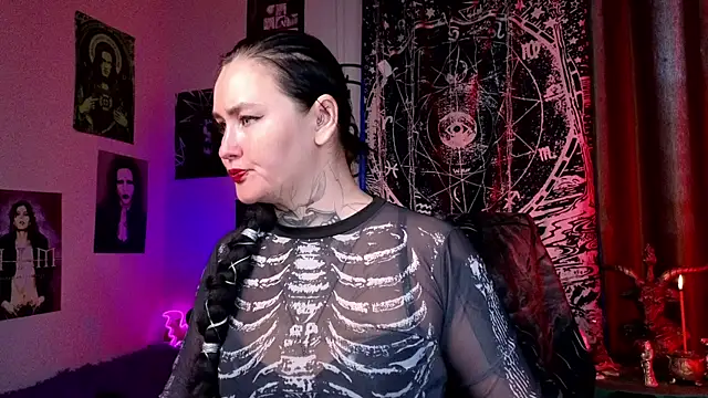 Snapshot of Emmybrightj_ chatting on May 22, 2026, 2:53 am Emmybrightj online show from May 22, 2026, 2:53 am