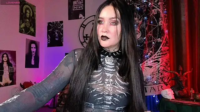 Snapshot of Emmybrightj_ chatting on May 6, 2026, 1:31 am Emmybrightj online show from May 6, 2026, 1:31 am