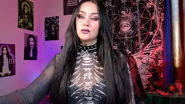 Snapshot of Emmybrightj_ chatting on May 18, 2026, 2:23 am Emmybrightj online show from May 18, 2026, 2:23 am