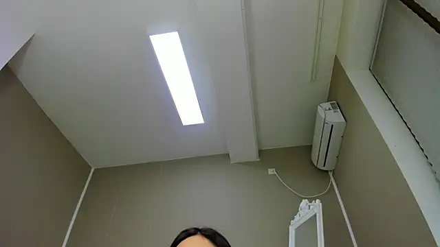 Kimi Ivy online show from February 23, 2025, 4:50 am