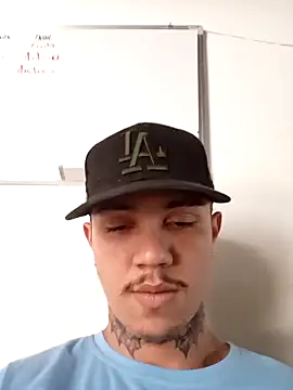 Snapshot of HannibalLester chatting on December 3, 2025, 4:39 pm HannibalLester online show from December 3, 2025, 4:39 pm