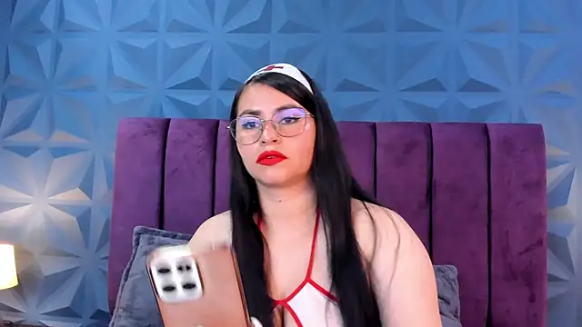 NicoleJonss online show from November 28, 2025, 3:17 am