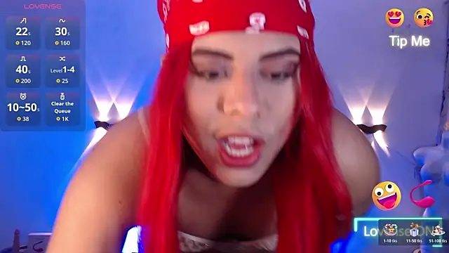 Snapshot of Emili_Roux chatting on November 16, 2025, 11:26 am Emili Roux online show from November 16, 2025, 11:26 am