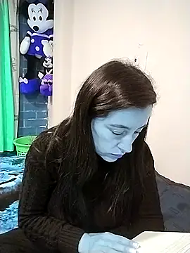 Snapshot of hailey85 chatting on March 13, 2025, 1:54 am hailey85 online show from March 13, 2025, 1:54 am