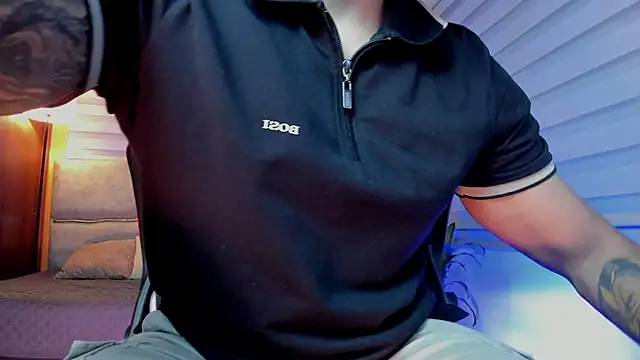 Snapshot of maximusclark1 chatting on March 11, 2026, 2:38 am maximusclark1 online show from March 11, 2026, 2:38 am