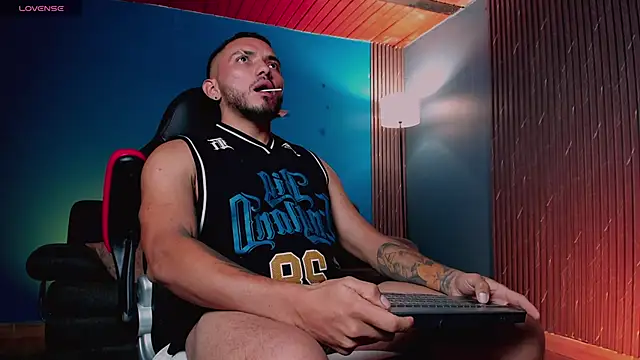 Snapshot of maximusclark1 chatting on January 10, 2026, 3:13 am maximusclark1 online show from January 10, 2026, 3:13 am