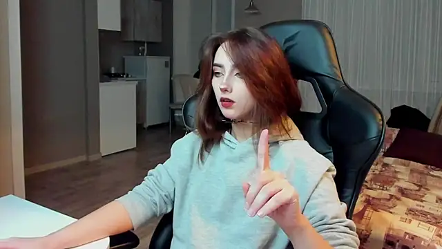 SilverDream online show from February 12, 2025, 11:41 pm