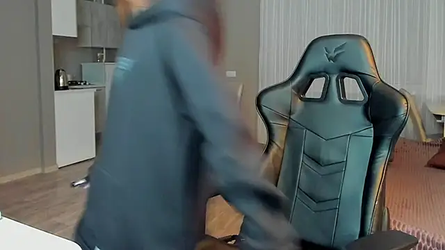 SilverDream online show from February 23, 2025, 9:26 pm