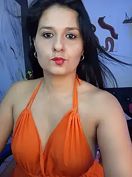 Snapshot of elena_jonees chatting on June 30, 2026, 9:15 pm elena jonees online show from June 30, 2026, 9:15 pm