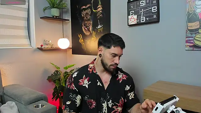 Snapshot of Giorgio-Leone chatting on May 26, 2026, 11:14 pm Giorgio-Leone online show from May 26, 2026, 11:14 pm