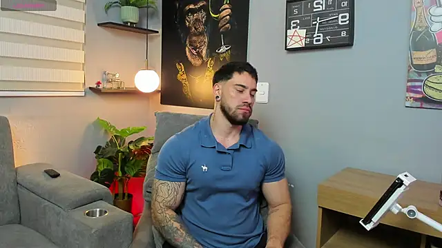 Snapshot of Giorgio-Leone chatting on May 25, 2026, 2:22 am Giorgio-Leone online show from May 25, 2026, 2:22 am
