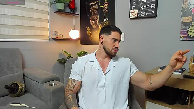 Snapshot of Giorgio-Leone chatting on April 19, 2026, 11:18 pm Giorgio-Leone online show from April 19, 2026, 11:18 pm