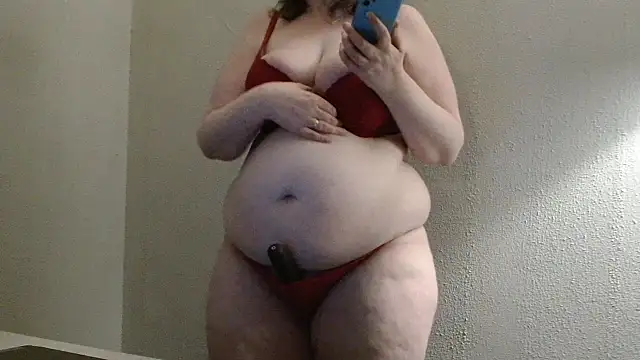 Snapshot of desiree1981 chatting on April 28, 2026, 7:51 pm desiree1981 online show from April 28, 2026, 7:51 pm