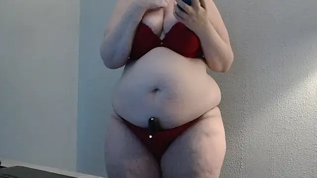 Snapshot of desiree1981 chatting on December 3, 2025, 9:42 am desiree1981 online show from December 3, 2025, 9:42 am