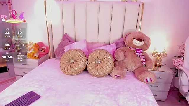 evangelin ts online show from October 27, 2025, 1:56 pm