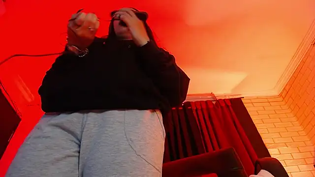 Snapshot of NYX1126 chatting on March 17, 2026, 11:35 am NYX1126 online show from March 17, 2026, 11:35 am