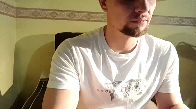 Snapshot of Regularfucker28 chatting on December 8, 2024, 9:19 pm Regularfucker28 online show from December 8, 2024, 9:19 pm