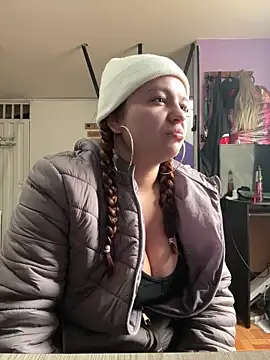 Naiara Sex  online show from February 22, 2025, 5:24 pm