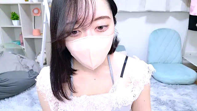 Snapshot of Yurie_ chatting on February 23, 2025, 2:29 am Yurie online show from February 23, 2025, 2:29 am