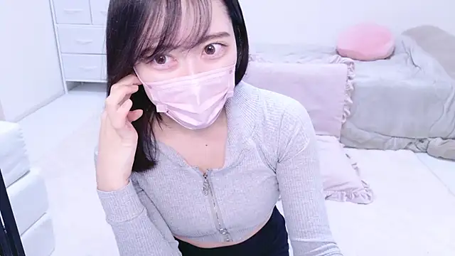 Snapshot of Yurie_ chatting on February 2, 2025, 5:53 am Yurie online show from February 2, 2025, 5:53 am