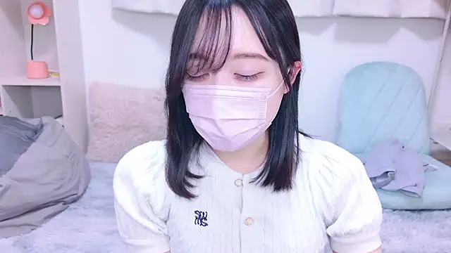 Snapshot of Yurie_ chatting on February 9, 2025, 6:22 am Yurie online show from February 9, 2025, 6:22 am