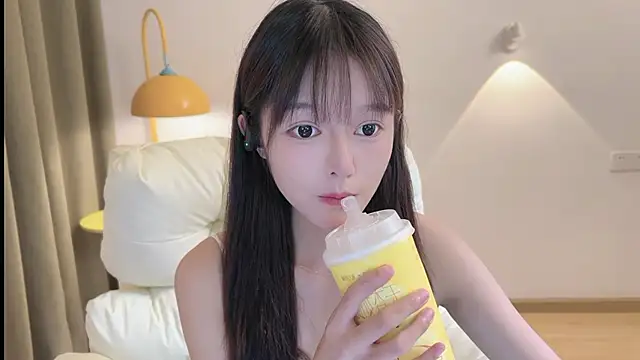 xiaodaibabyy online show from September 10, 2025, 6:56 am