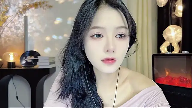 xiaodaibabyy online show from March 5, 2025, 2:36 am