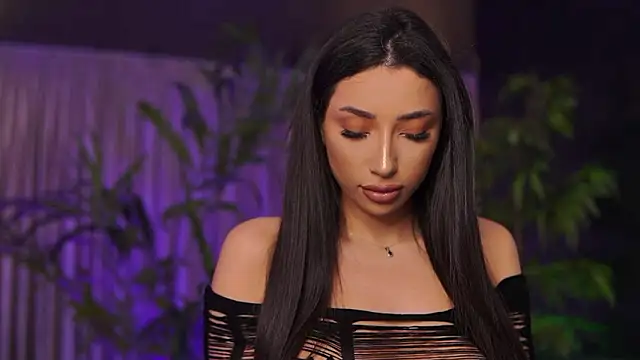 GinaValentinna online show from March 22, 2026, 8:10 pm