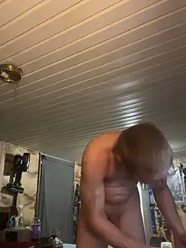 luv2cum7491 online show from February 21, 2025, 1:00 am